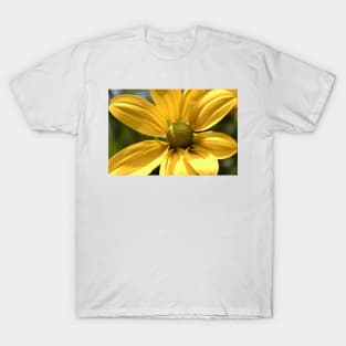 Portrait of a yellow flower T-Shirt